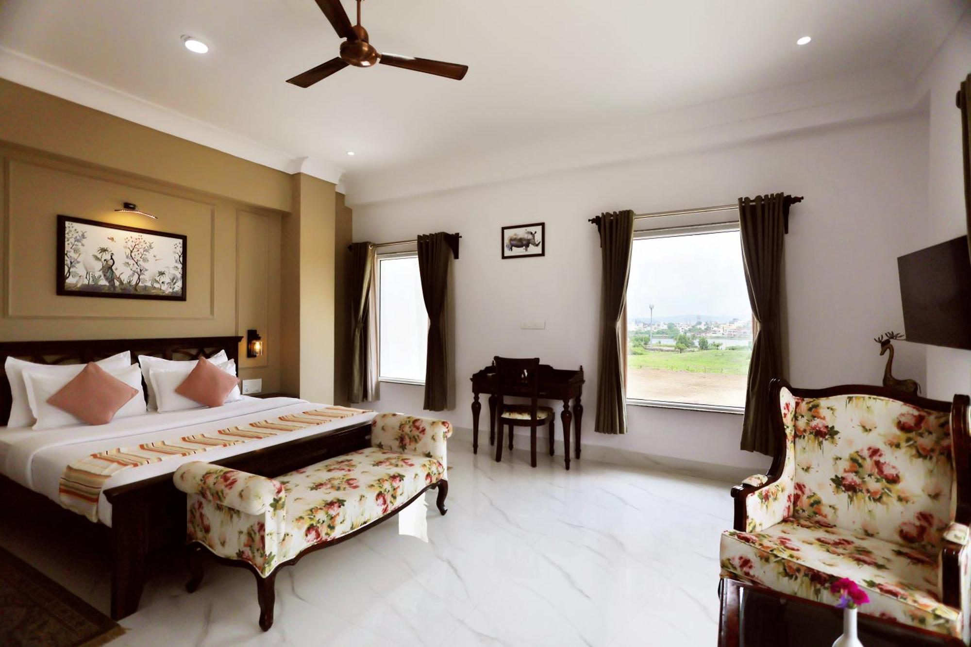 Revaas Lake View Boutique Stay Udaipur Eksteriør bilde
